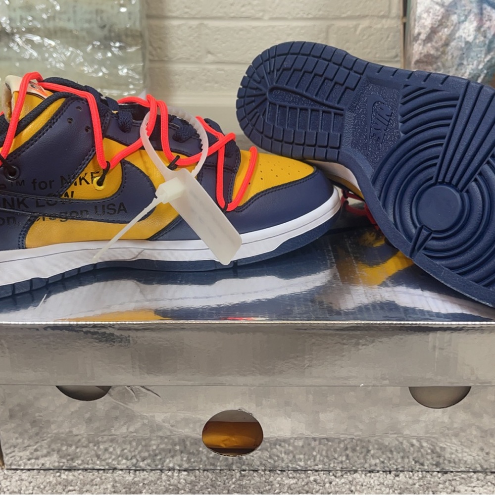 Nike dunk low off-white university gold - Picture 3 of 5